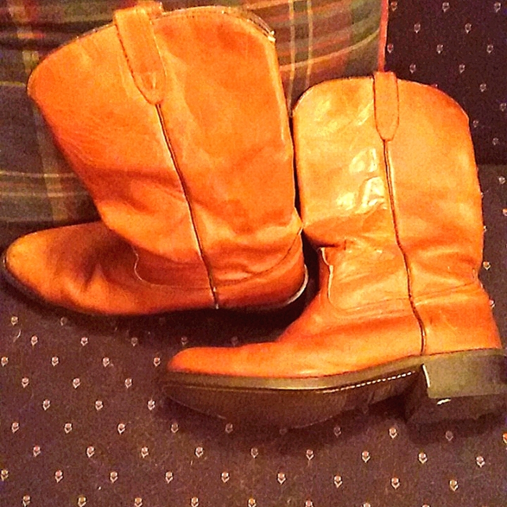 Avonite Hypalon  Super Wear  Oil Resistant non-marking Boot 11E